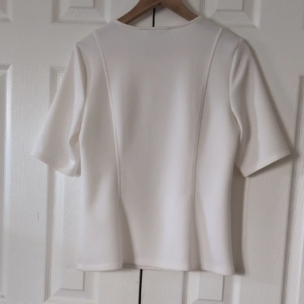 Banana Republic women's white structured Short Sleeve Top  fabric M - Picture 4 of 7